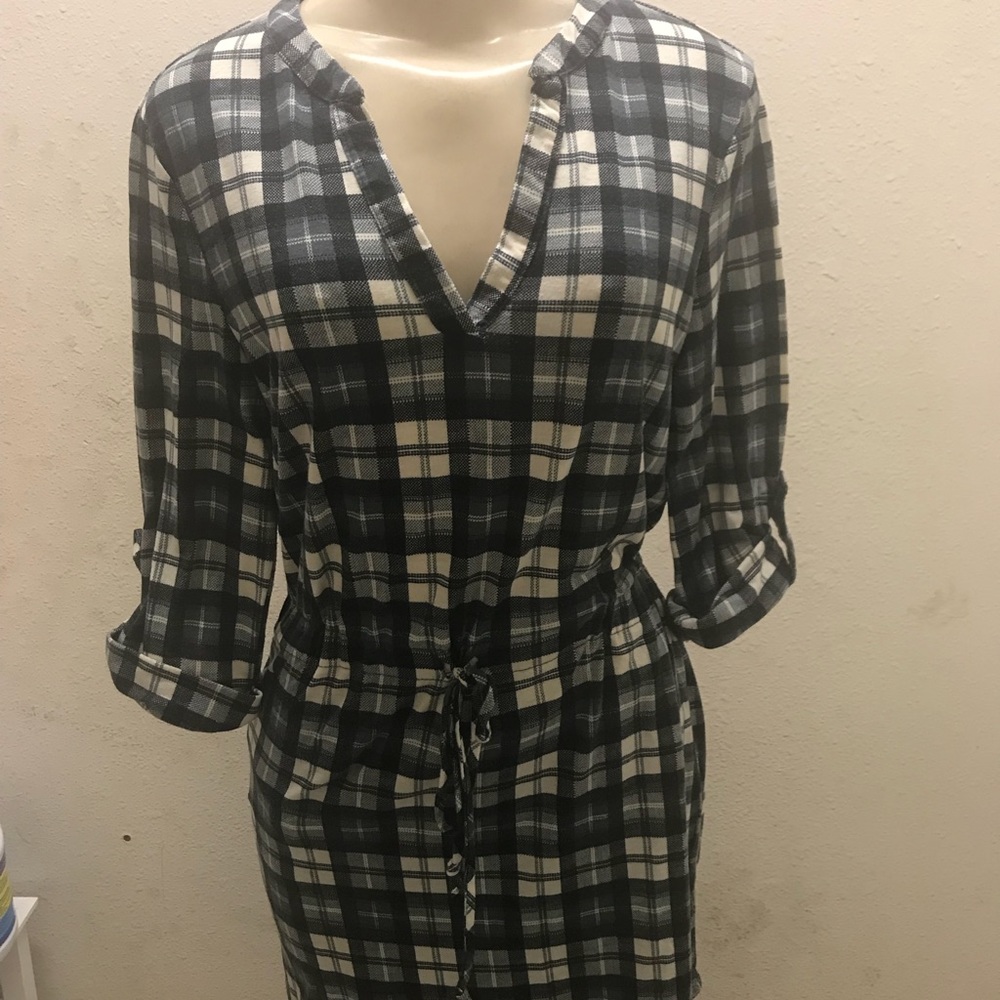 Lily Rose dress size medium stretch